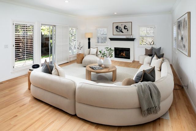 810 Arroyo Court, Palo Alto, CA 94306