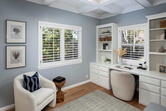 810 Arroyo Court, Palo Alto, CA 94306