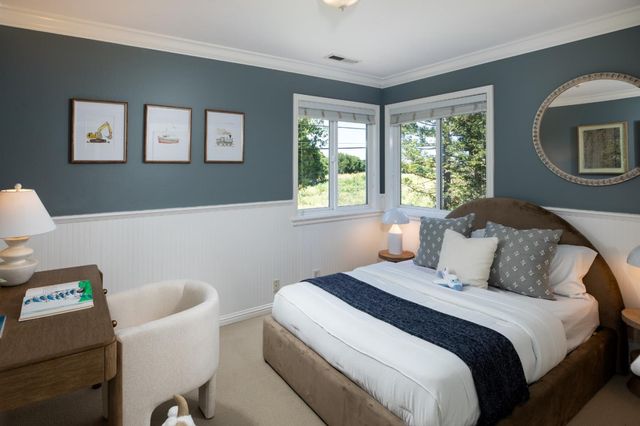 810 Arroyo Court, Palo Alto, CA 94306