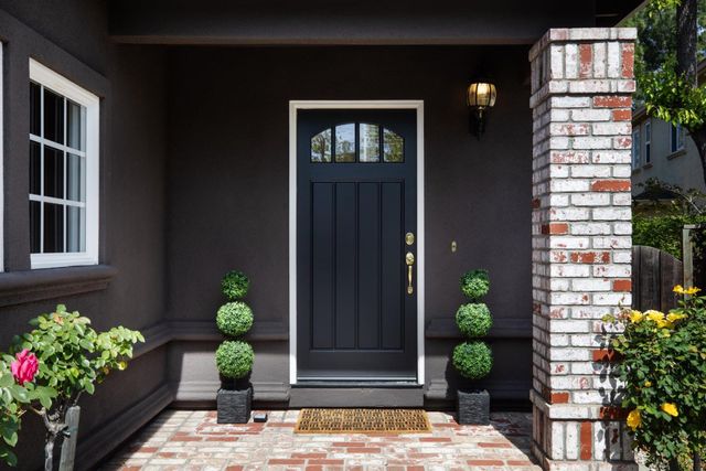 810 Arroyo Court, Palo Alto, CA 94306