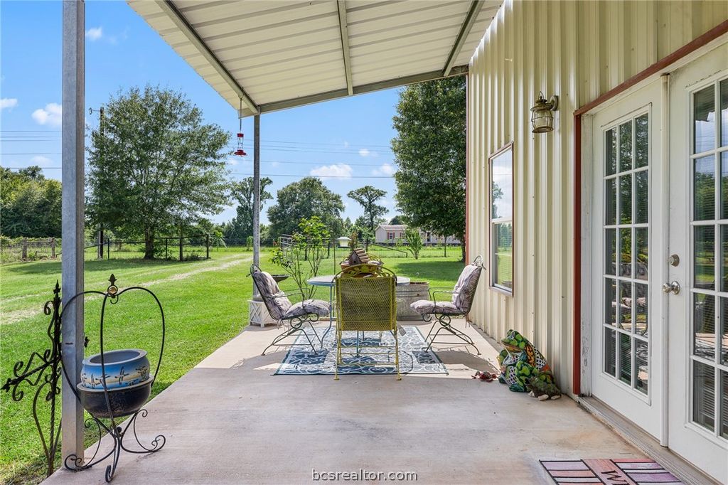 4942 Old Wagon Lane, Richards, TX 77873 — photo 2