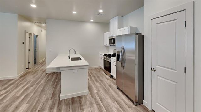 3815 N Divis Avenue, Bethany, OK 73008