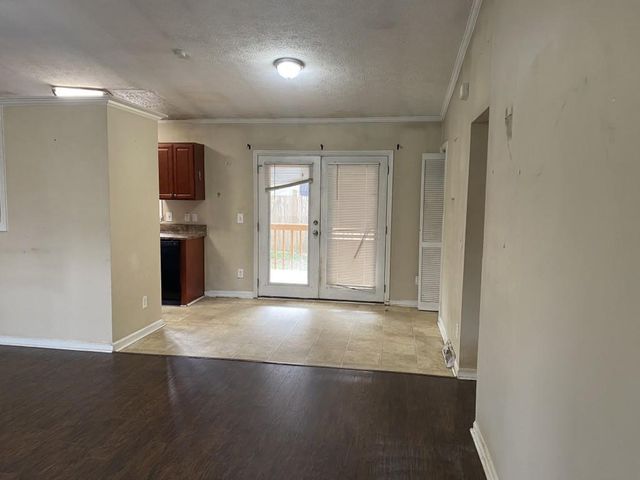 4185 Bradley Drive, Snellville, GA 30039