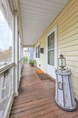 16 North Ave, Winthrop, MA 02152