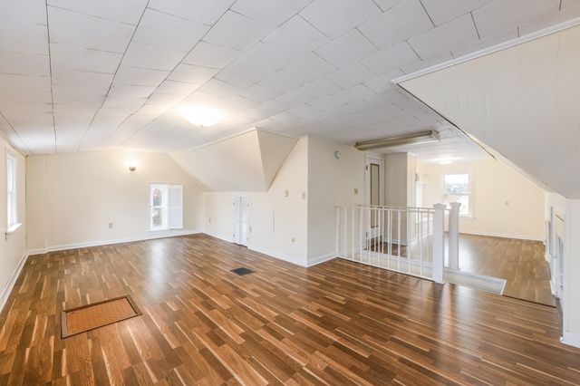 16 North Ave, Winthrop, MA 02152