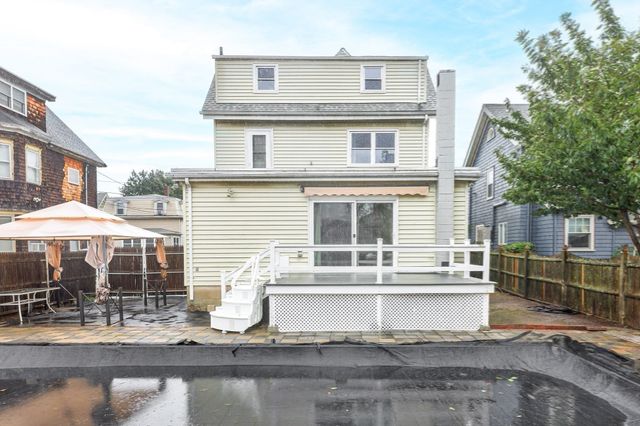 16 North Ave, Winthrop, MA 02152