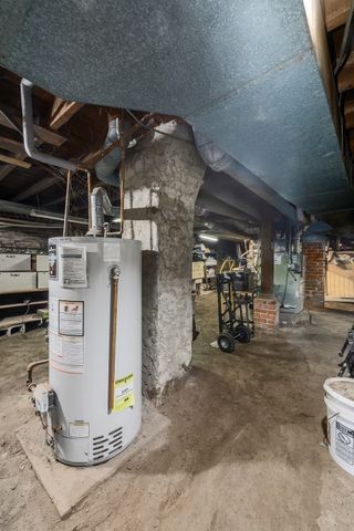 16 North Ave, Winthrop, MA 02152
