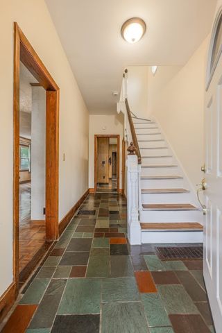 16 North Ave, Winthrop, MA 02152