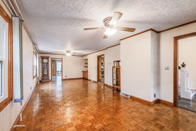 16 North Ave, Winthrop, MA 02152
