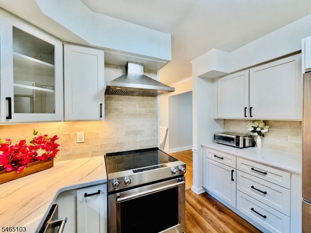 139 Countryside Dr, Bernards Twp., NJ 07920 — photo 5