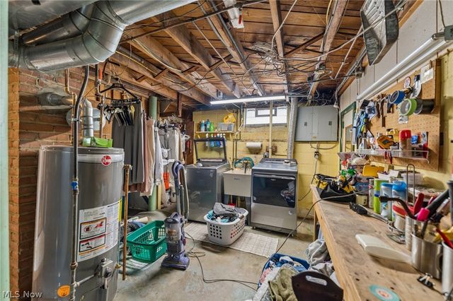 2837 Northview Road, Rocky River, OH 44116