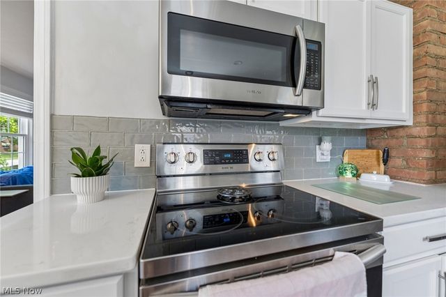 2837 Northview Road, Rocky River, OH 44116