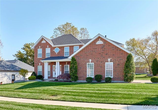 3214 Bear Tracks Drive, Wentzville, MO 63385