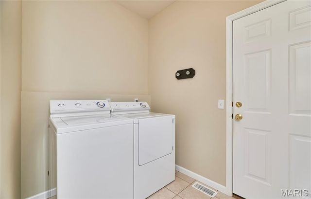 3214 Bear Tracks Drive, Wentzville, MO 63385