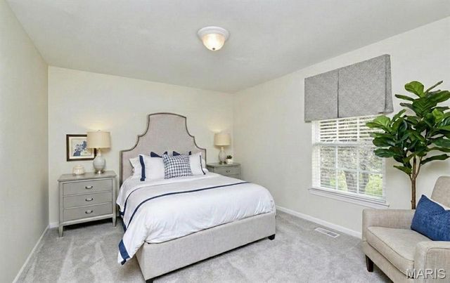 3214 Bear Tracks Drive, Wentzville, MO 63385