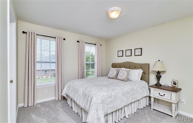 3214 Bear Tracks Drive, Wentzville, MO 63385