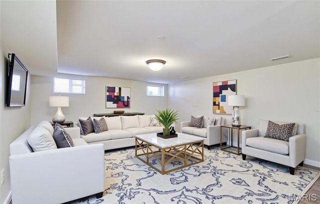 3214 Bear Tracks Drive, Wentzville, MO 63385