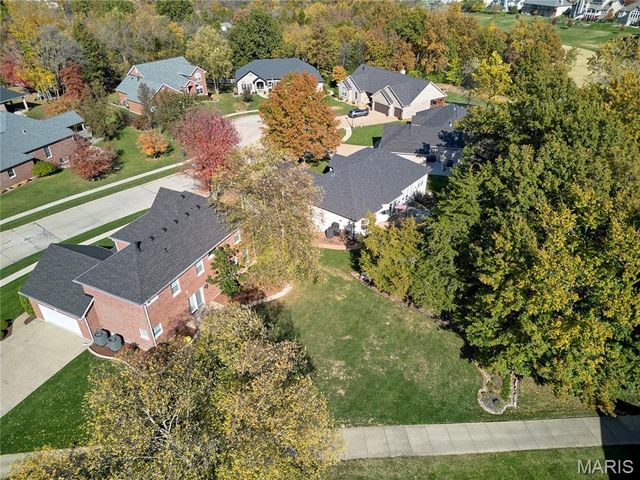 3214 Bear Tracks Drive, Wentzville, MO 63385