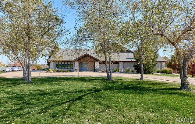 3214 Bear Tracks Drive, Wentzville, MO 63385