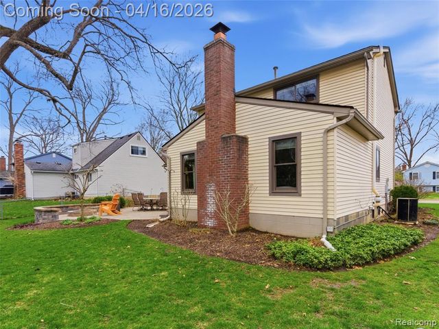 3363 Blasser Drive, Lake Orion, MI 48359