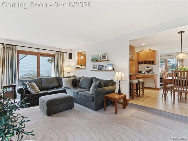 3363 Blasser Drive, Lake Orion, MI 48359