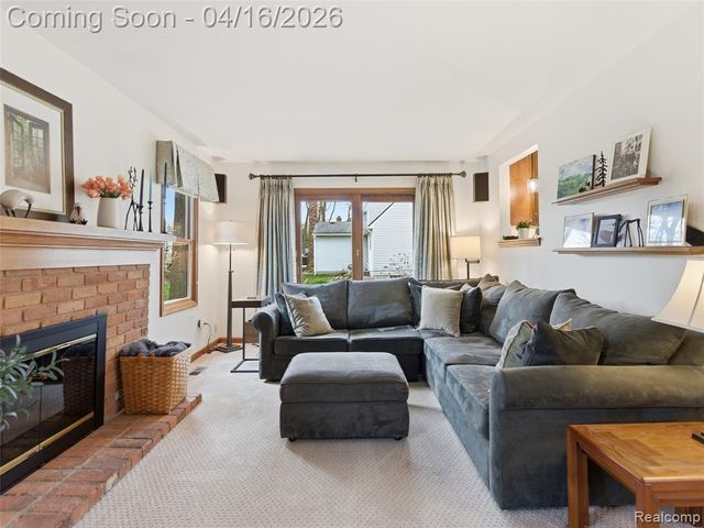 3363 Blasser Drive, Lake Orion, MI 48359