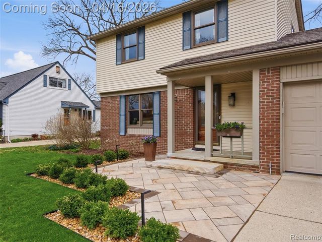 3363 Blasser Drive, Lake Orion, MI 48359