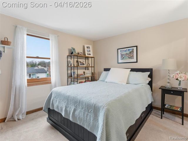 3363 Blasser Drive, Lake Orion, MI 48359