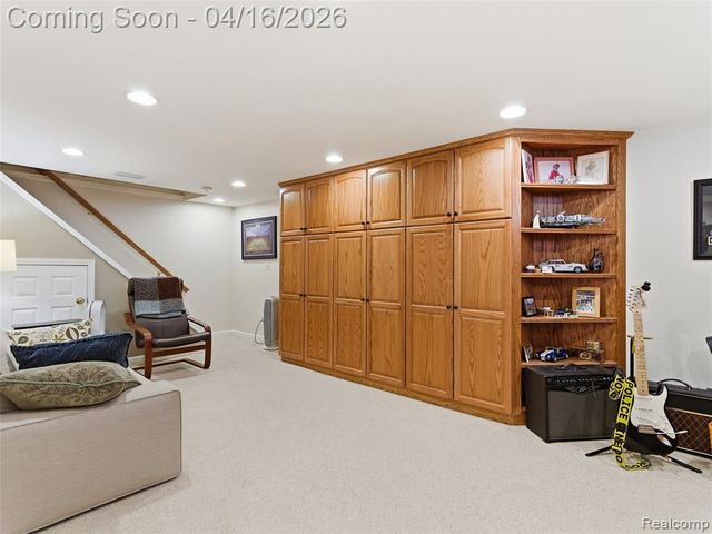 3363 Blasser Drive, Lake Orion, MI 48359