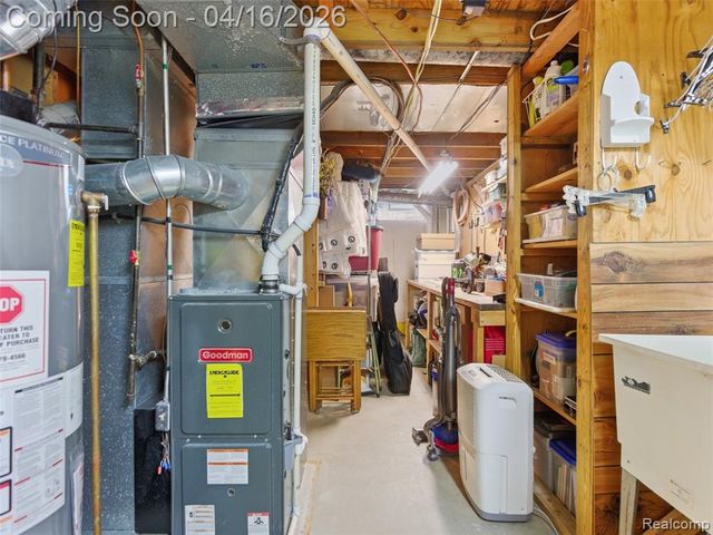 3363 Blasser Drive, Lake Orion, MI 48359