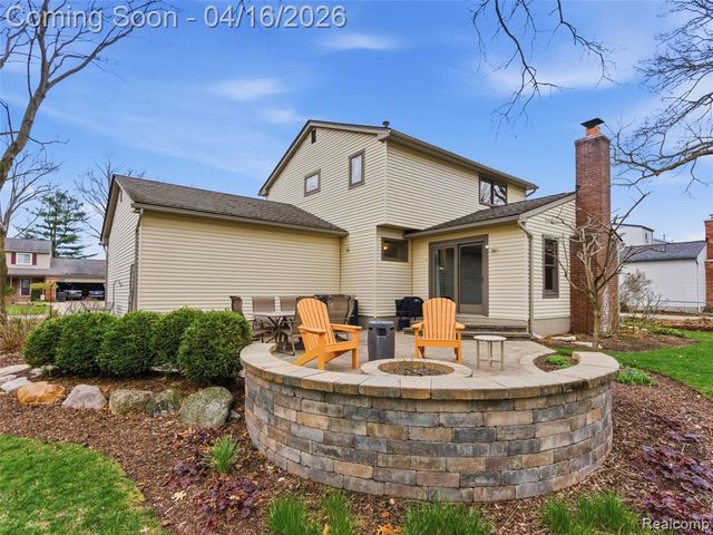 3363 Blasser Drive, Lake Orion, MI 48359