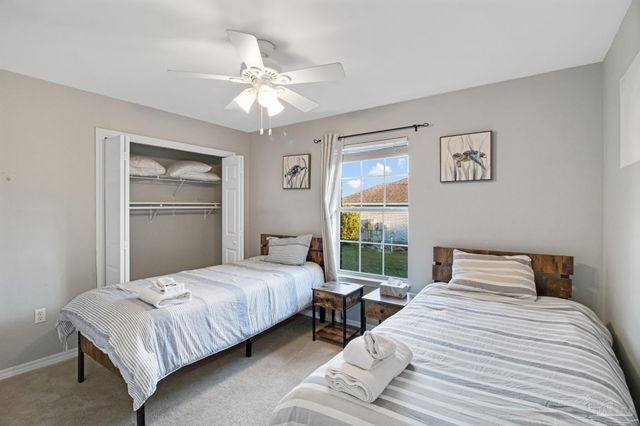 1675 Winding Shore Dr, Gulf Breeze, FL 32563