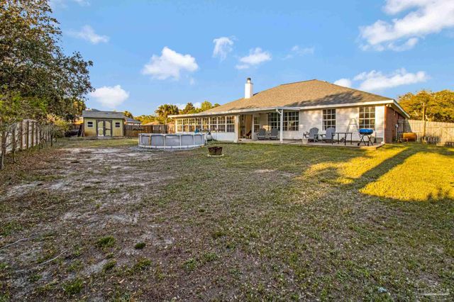 1675 Winding Shore Dr, Gulf Breeze, FL 32563
