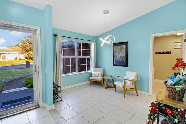 1675 Winding Shore Dr, Gulf Breeze, FL 32563