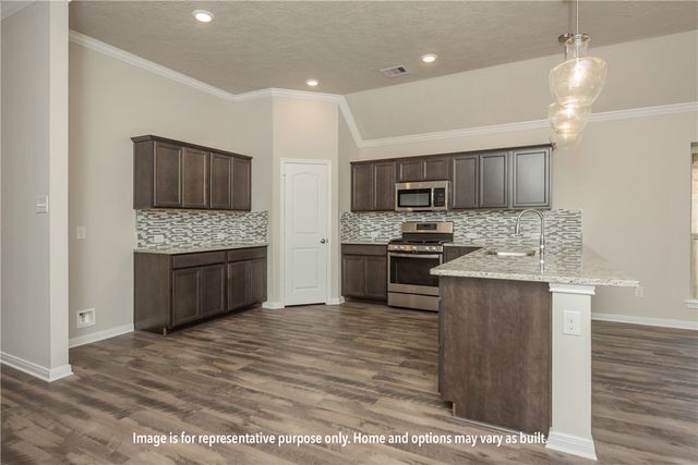329 Harvest Lake Drive, Snook, TX 77878