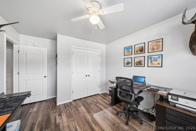 2401 W Pensacola Street, Broken Arrow, OK 74011