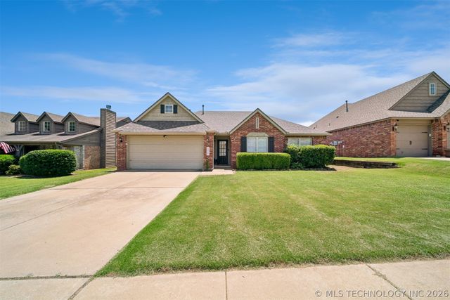 2401 W Pensacola Street, Broken Arrow, OK 74011