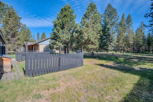 17274 Kingfisher Drive, Bend, OR 97707