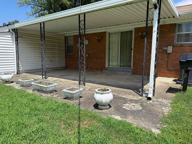 5585 SANTA BARBARA ST, Memphis, TN 38116