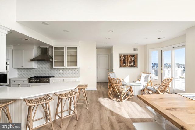 673 BAY VIEW DR, Toms River, NJ 08753