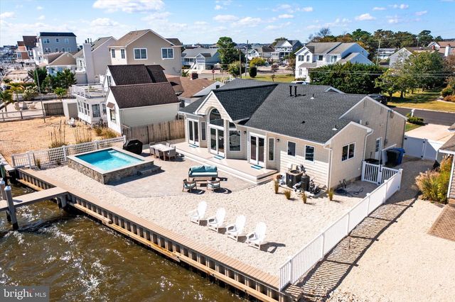 673 BAY VIEW DR, Toms River, NJ 08753