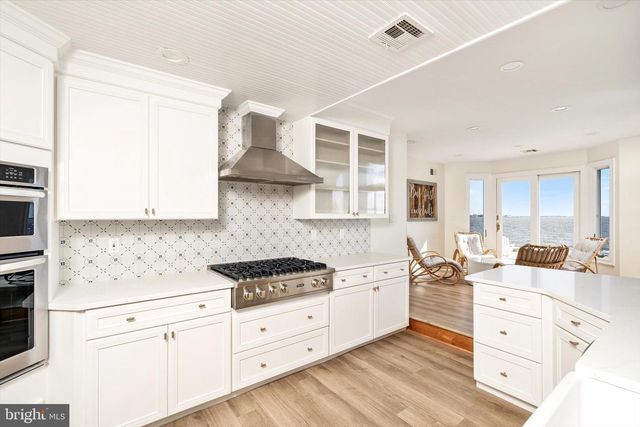 673 BAY VIEW DR, Toms River, NJ 08753