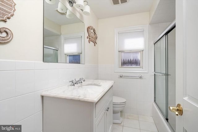 673 BAY VIEW DR, Toms River, NJ 08753