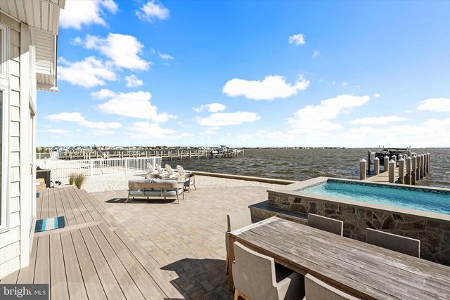 673 BAY VIEW DR, Toms River, NJ 08753