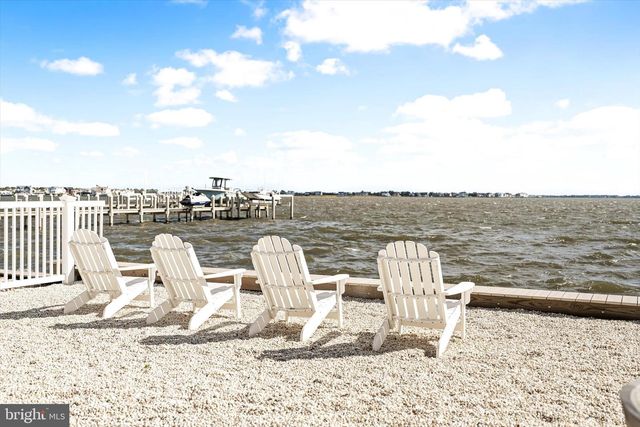 673 BAY VIEW DR, Toms River, NJ 08753