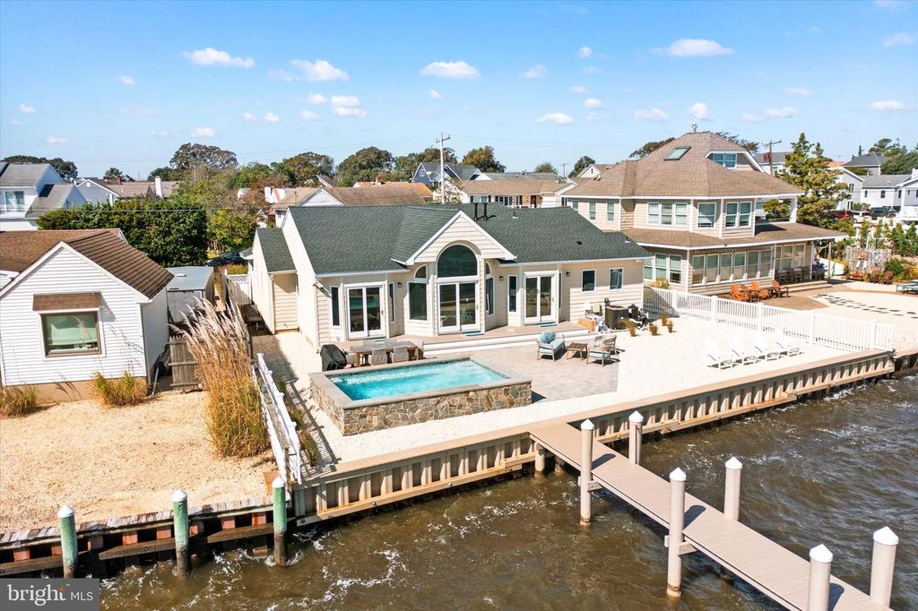 673 BAY VIEW DR, Toms River, NJ 08753