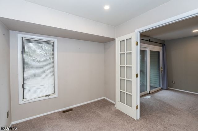 32 Sam Bonnell Dr, Union Twp., NJ 08809