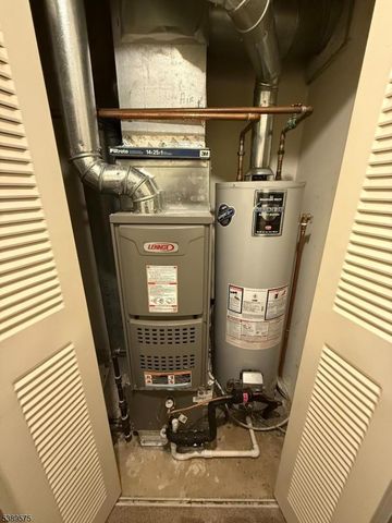 32 Sam Bonnell Dr, Union Twp., NJ 08809