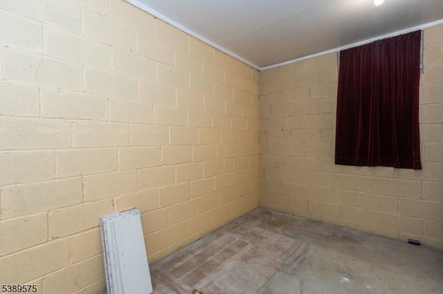 32 Sam Bonnell Dr, Union Twp., NJ 08809