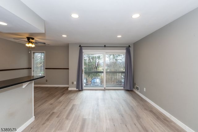 32 Sam Bonnell Dr, Union Twp., NJ 08809